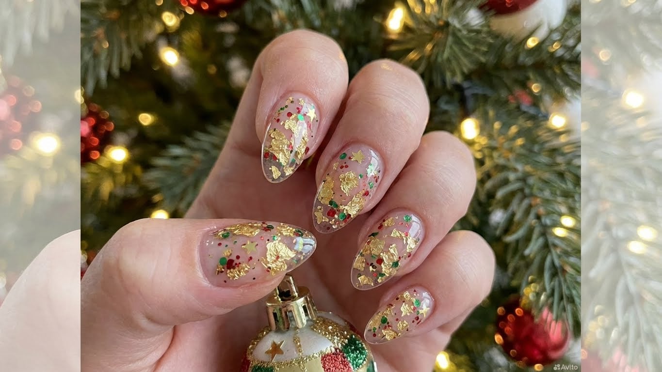 Shine Bright This Holiday Season: A Guide to Gold Christmas Nails